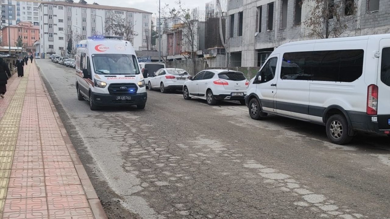 Siirt'te Motosiklet Kazasında Genç Sürücü Hayatını Kaybetti