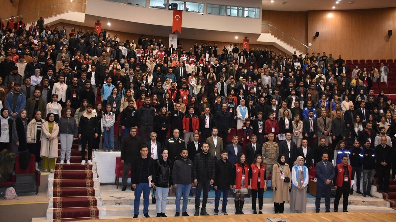 Şırnak'ta 'Gençlik Politika Belgesi Vizyon Çalıştayı' Gerçekleştirildi