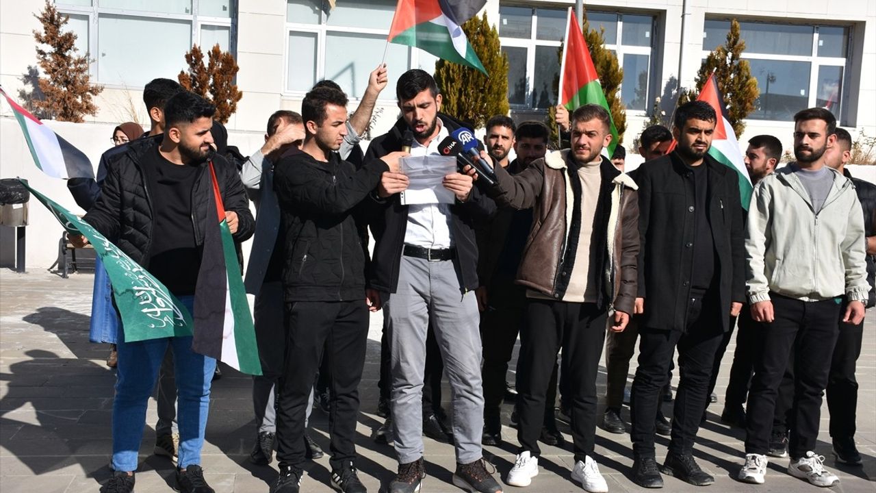 Şırnak Üniversitesi'nde Gazze Protestosu