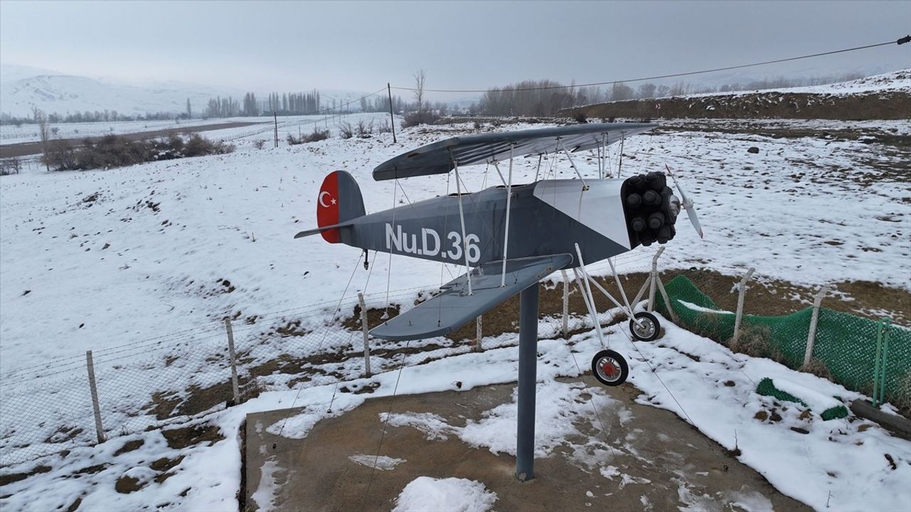 Sivas'taki Nuri Demirağ Havalimanı, Sivil Uçuşlar İçin Hazırlanıyor