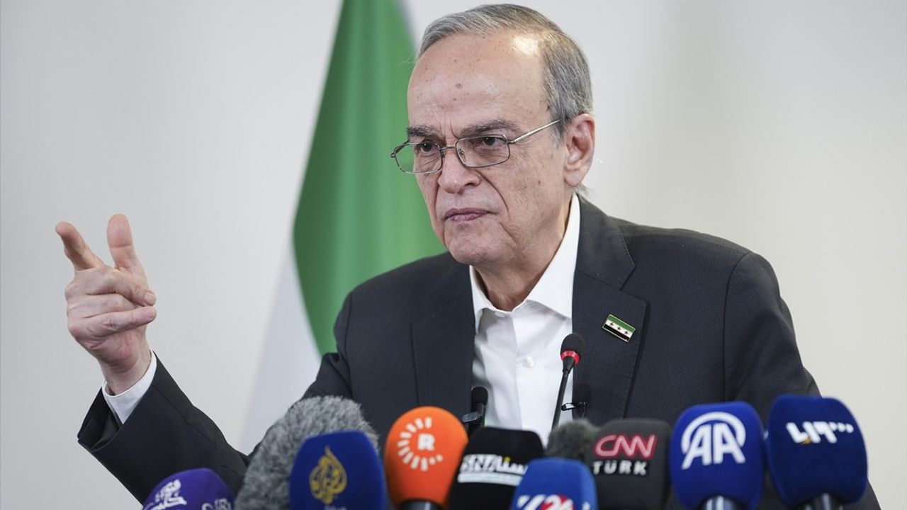 SMDK Başkanı Hadi el-Bahra: Halep'teki askeri operasyonlar sivillere yönelik saldırıları durdurmayı amaçlıyor