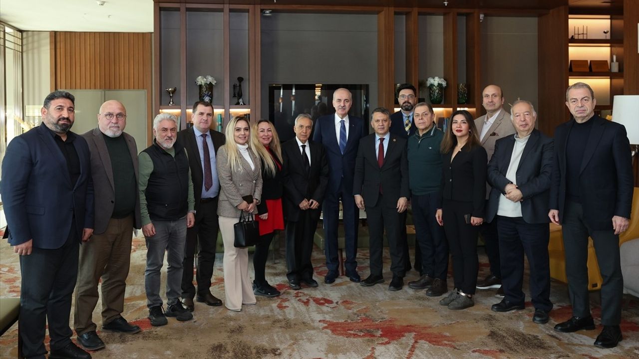 TBMM Başkanı Kurtulmuş, Küresel Gazeteciler Konseyi Heyetiyle Bir Araya Geldi