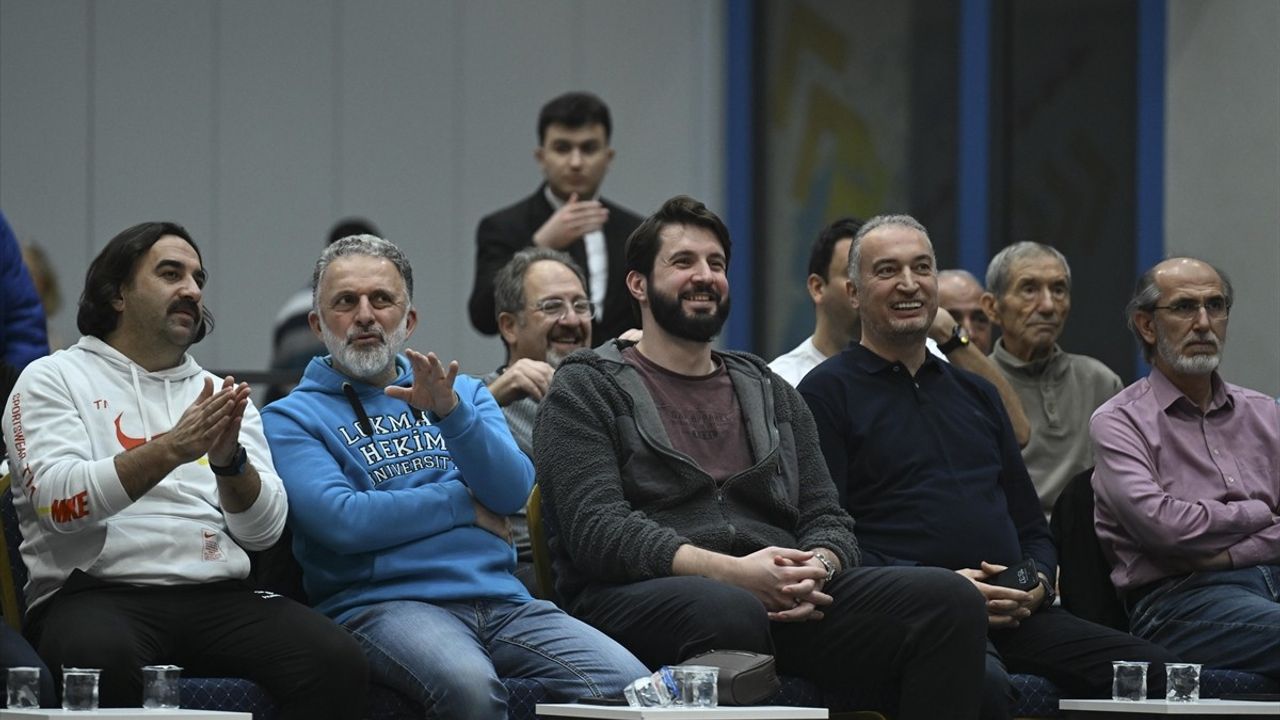 Tek Pota Lise 2024 Basketbol Turnuvası'nda Şampiyon Çözüm Koleji