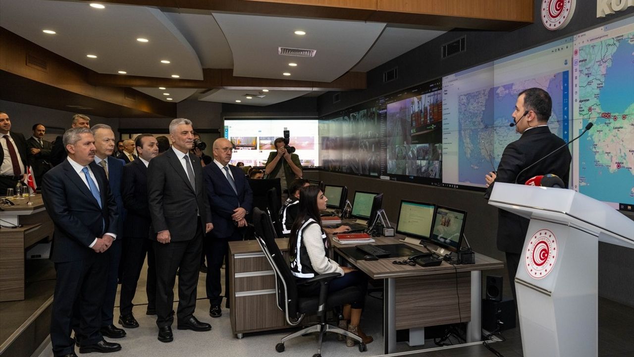 Ticaret Bakanı Bolat: Gümrüklerde Yakalama Değeri 2024'te Yüzde 139 Artış Gösterdi