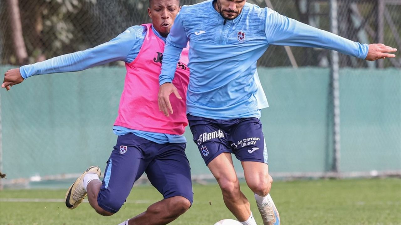 Trabzonspor, Galatasaray Maçına Hazırlıklarını Sürdürüyor
