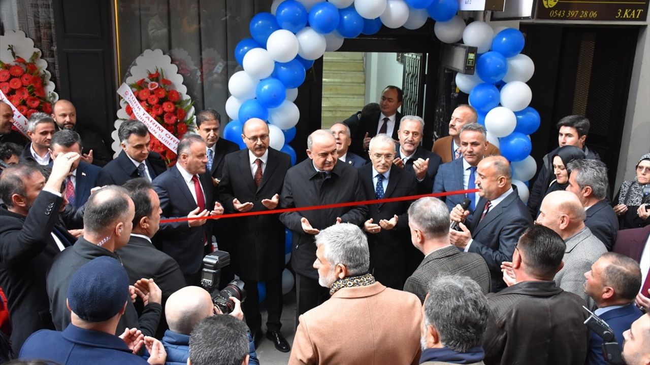 Türk Eğitim-Sen Genel Başkanı Geylan, Öğretmenlik Mesleği Kanunu ile İlgili Endişeleri Dile Getirdi