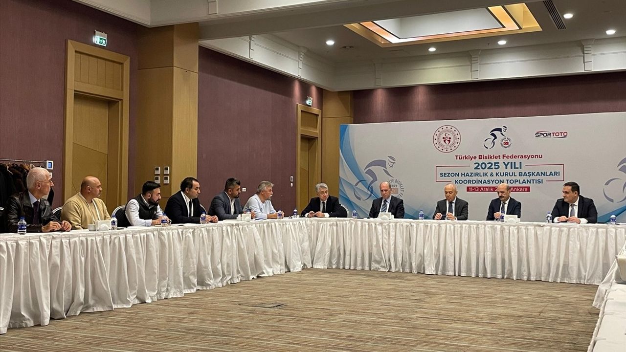 Türkiye Bisiklet Federasyonu 2025 Sezonu için Planlama Toplantısını Gerçekleştirdi