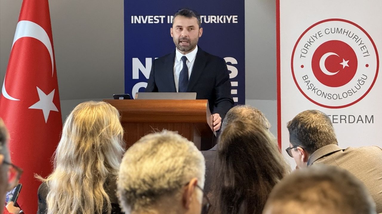 Türkiye'nin Yenilenebilir Enerji Potansiyeli Hollandalı Yatırımcılara Tanıtıldı