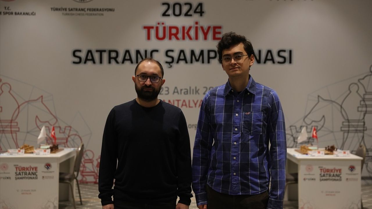 Türkiye Satranç Şampiyonası Antalya'da Final Heyecanıyla Devam Ediyor