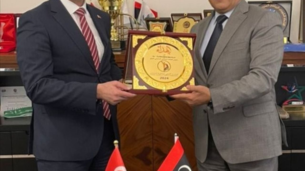 TÜSF Başkanı Mutlu Türkmen, Libya Öğrenci Sporları Federasyonunu Ziyaret Etti