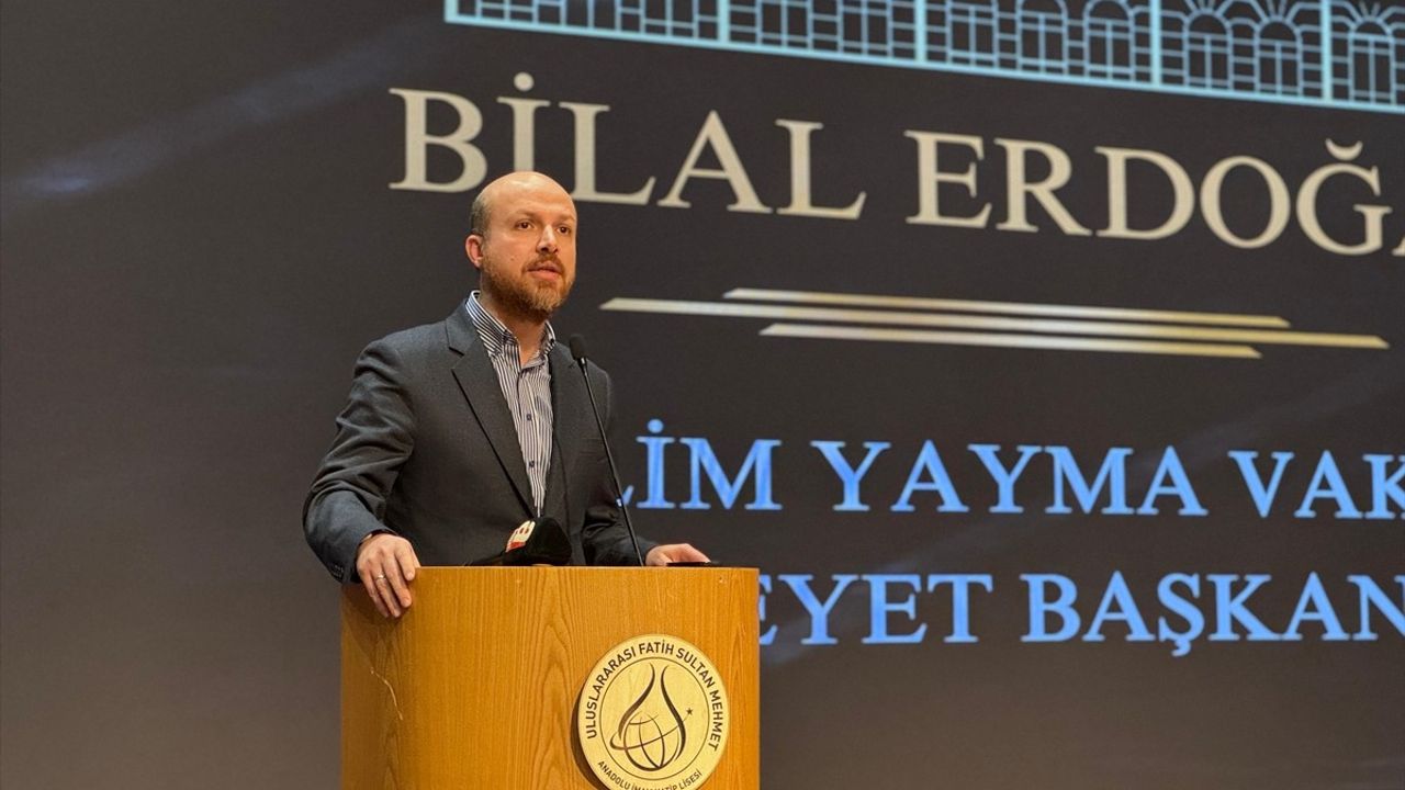 Uluslararası Fatih Sultan Mehmet Anadolu İmam Hatip Lisesi'nde Fatih Meclis Simülasyonu Etkinliği Düzenlendi