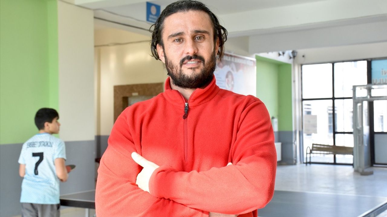 Vanlı Engelli Sporcular, Milli Takım Hedefiyle Raket Sallıyor