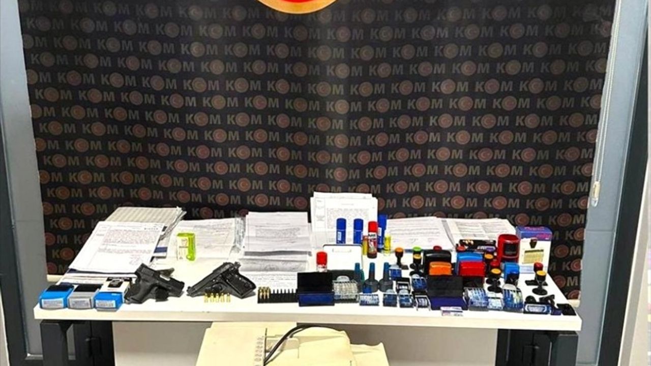 Yalova merkezli operasyonda sahte belgelerle şirketleri ele geçiren 13 kişi tutuklandı