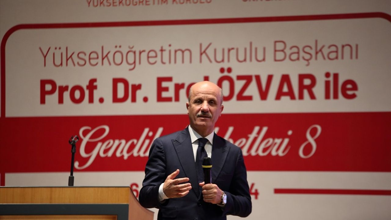 YÖK Başkanı Özvar, Hitit Üniversitesinde Öğrenci Memnuniyet Anketini Değerlendirdi