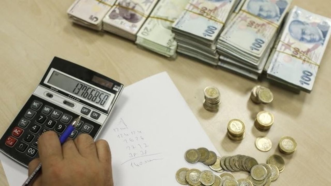 2025 Yılı İçin EFT Ücretlerine Yüzde 44,38 Zam: Bankalar Yeniden Tarifelerini Güncelledi