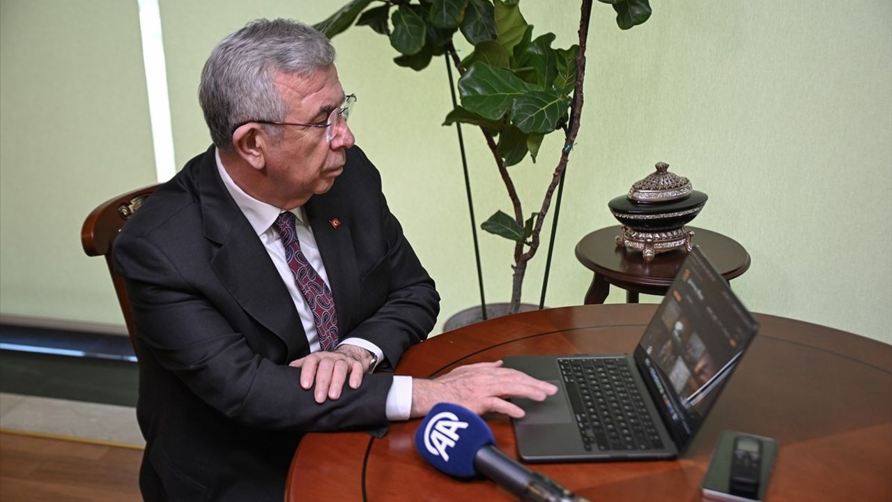 ABB Başkanı Mansur Yavaş, Anadolu Ajansı'nın 'Yılın Kareleri' Oylamasına Katıldı