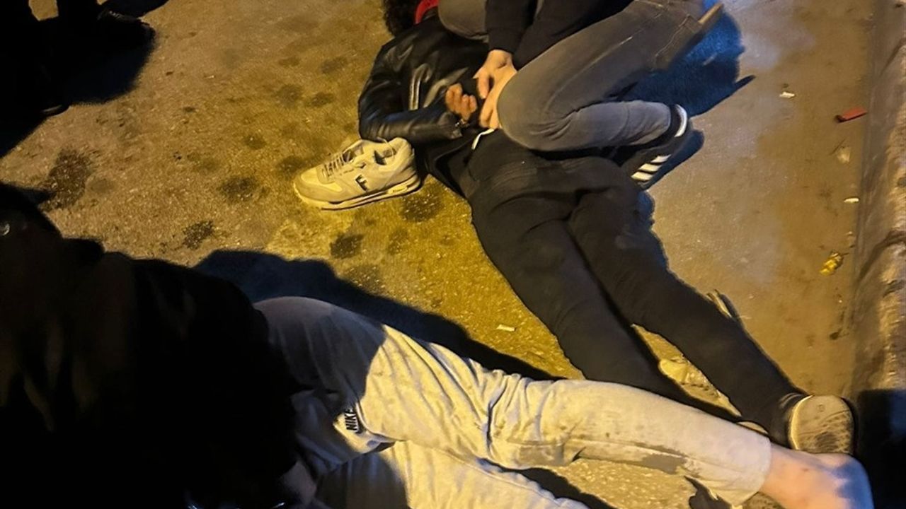 Adana'da 397 Uyuşturucu Hap Ele Geçirildi