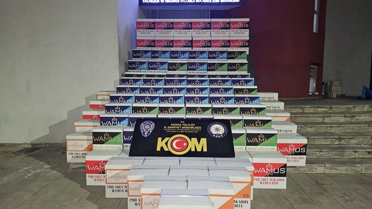 Adana'da Kaçakçılık Operasyonu: 3 Zanlı Yakalandı, Büyük Miktarda Kaçak Sigara ve Makaron Ele Geçirildi