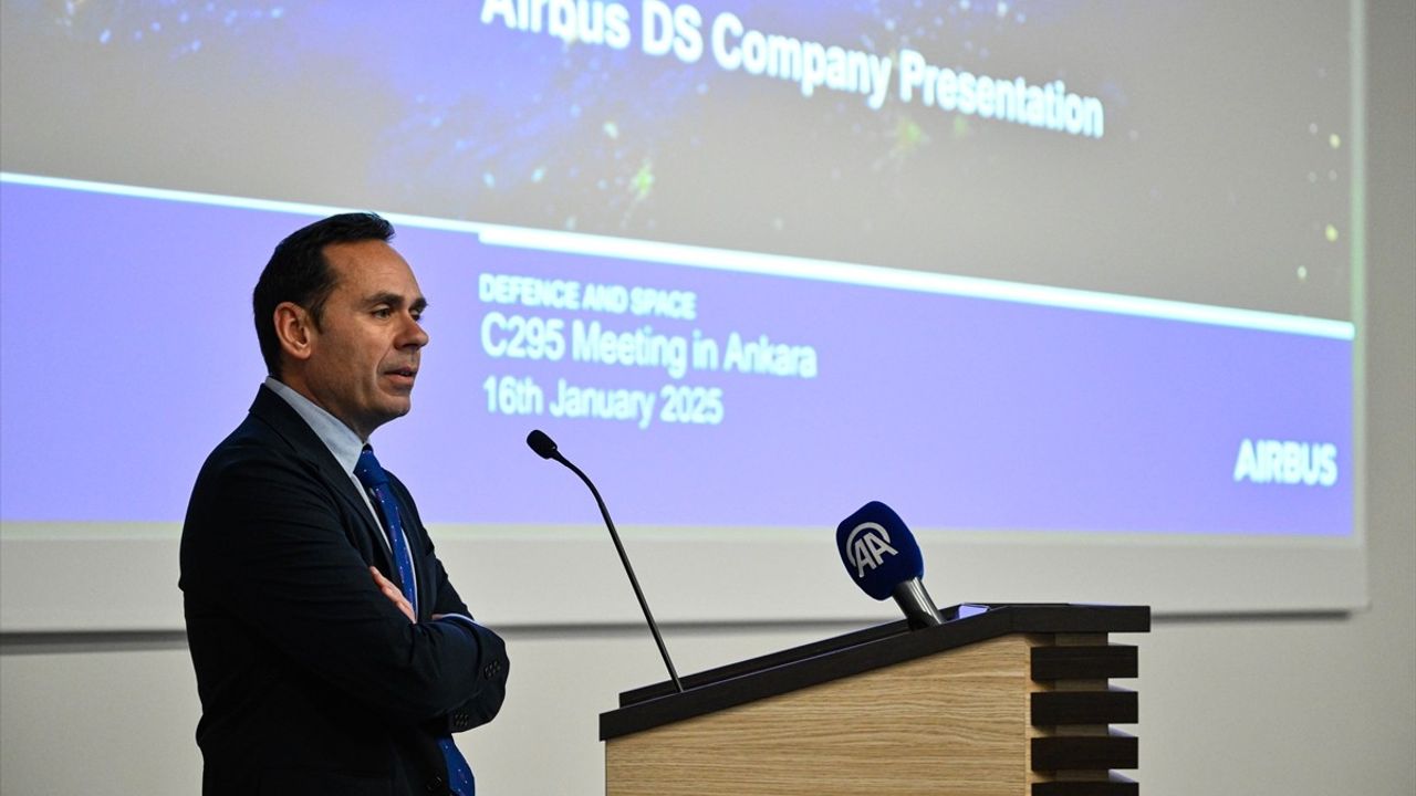 Airbus, Jandarma Havacılık Komutanlığı'na C295 Nakliye Uçağını Tanıttı