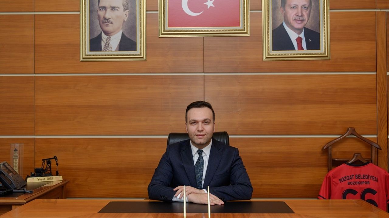 AK Parti Gençlik Kolları Başkanı Yusuf İbiş, 'Yılın Kareleri' Oylamasına Katıldı