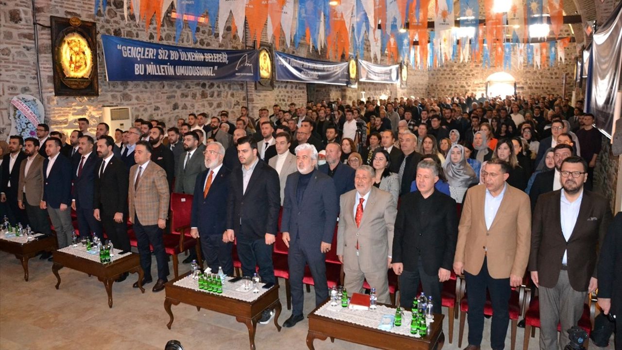 AK Parti Gençlik Kolları Genel Başkanı İnan, Manisa'da Önemli Mesajlar Verdi