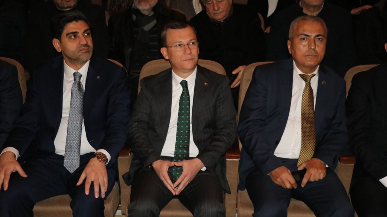 AK Parti Genel Sekreteri Fatih Şahin, Karabük İl Gençlik Kolları Kongresi'nde önemli açıklamalarda bulundu