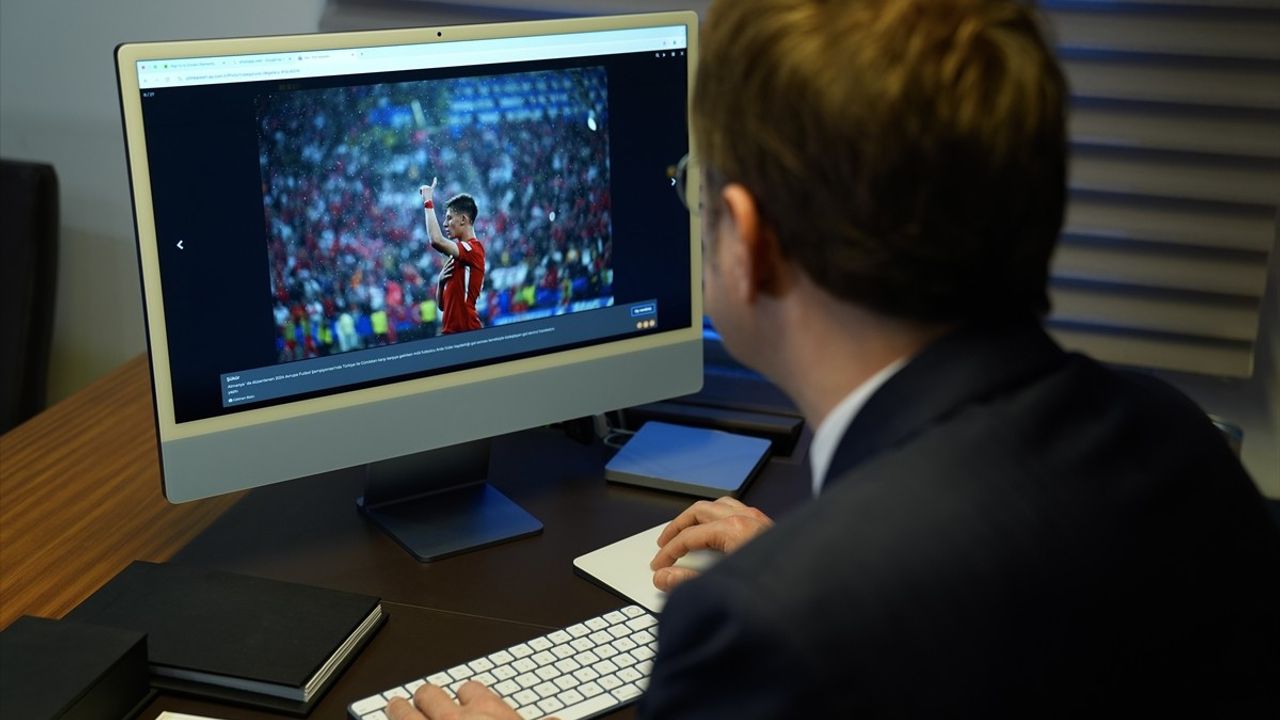 AK Parti'li Yerebakan, Anadolu Ajansı'nın 'Yılın Kareleri' Oylamasına Katıldı