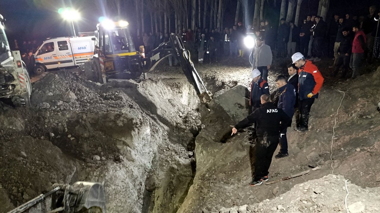 Amasya'da Sondaj Çalışması Sırasında Göçük: İki İşçi Toprak Altında Kaldı