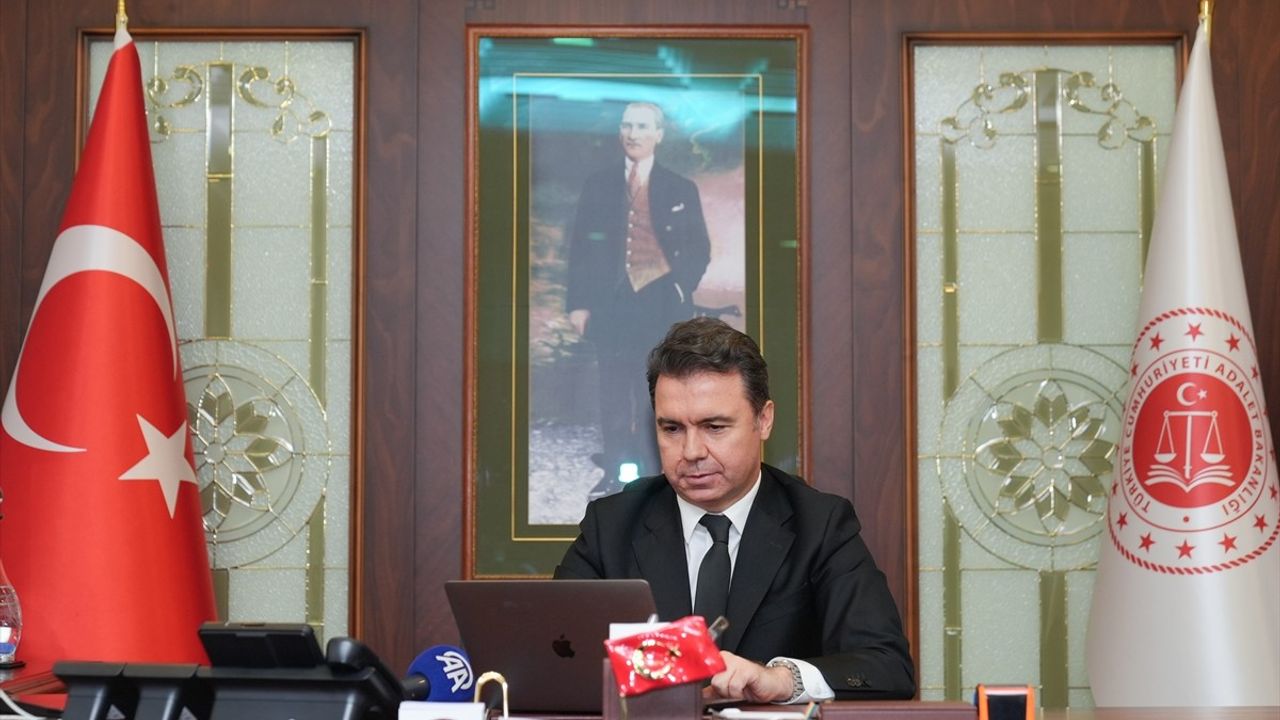 Ankara Cumhuriyet Başsavcısı Gökhan Karaköse, Anadolu Ajansı'nın 'Yılın Kareleri' Oylamasına Katıldı