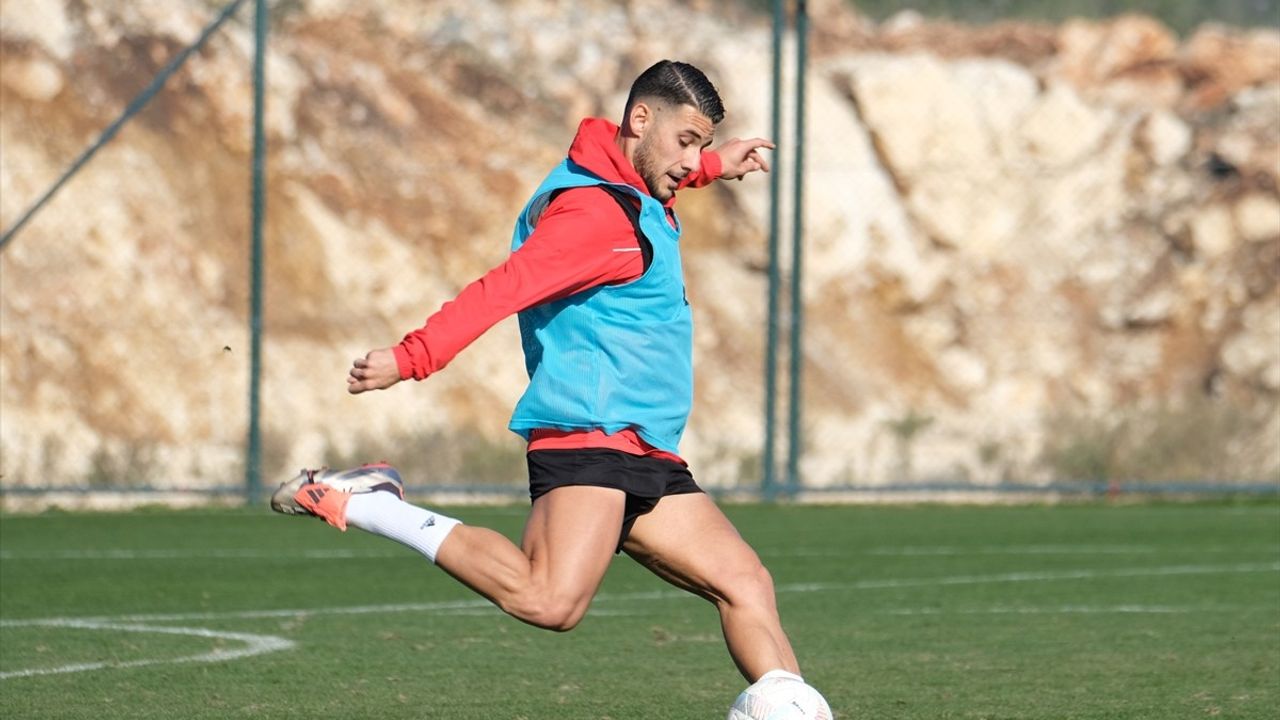 Atakaş Hatayspor, Fenerbahçe Maçına Hazırlıklarını Sürdürüyor