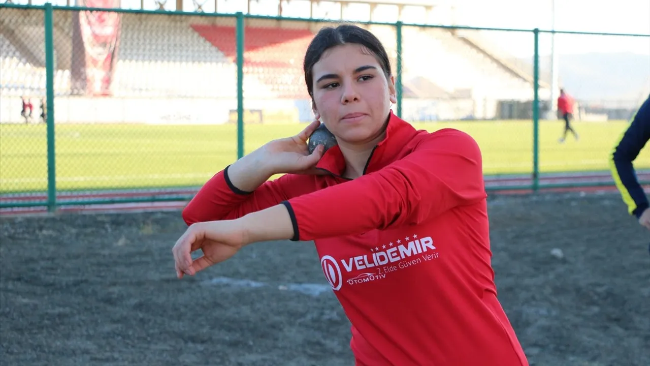 Atletizmde geleceğin yıldızları Yozgat'ta yetişiyor