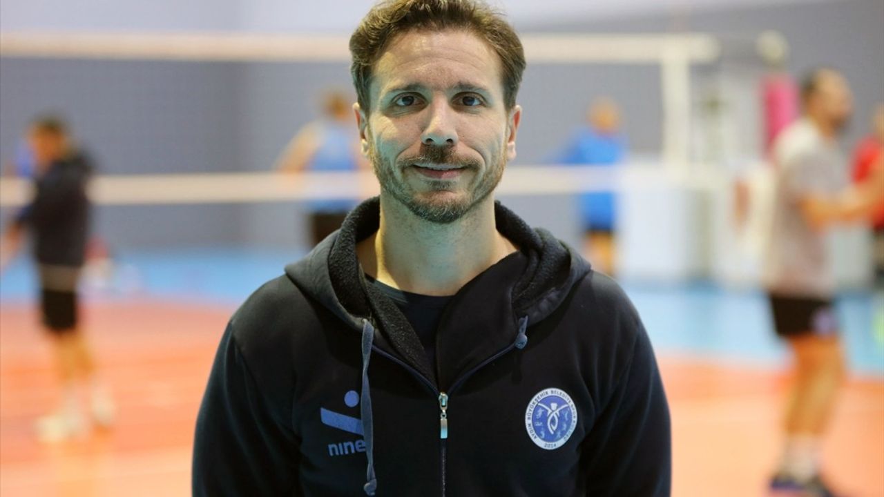 Aydın Büyükşehir Belediyespor Kadın Voleybol Takımı'nın Play-Off Hedefi