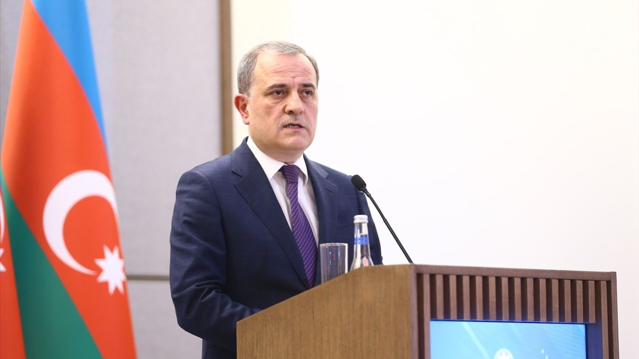 Azerbaycan Dışişleri Bakanı Bayramov: USAID'in Ülkemizdeya Faaliyetlerine Gerek Yok