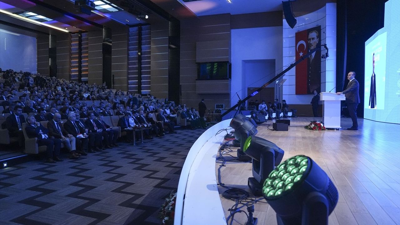 Bakan Kacır, Türk Ulusal Zeka Ölçeği'ni Tanıttı