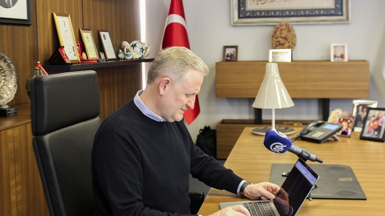 Başakşehir Futbol Kulübü Başkanı Göksel Gümüşdağ, AA'nın 'Yılın Kareleri' Oylamasında