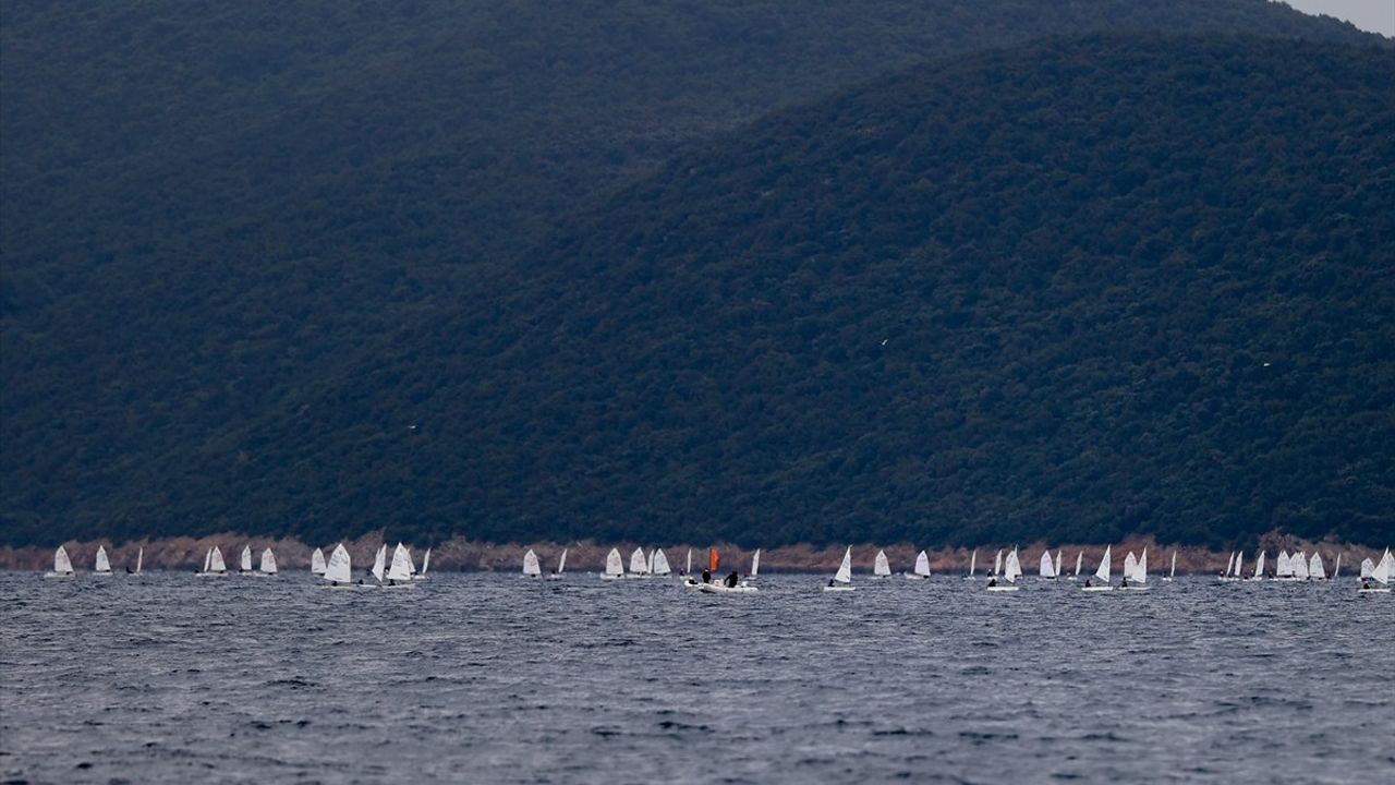 Bodrum'da 4. Uluslararası Mandalina Kupası Yelken Yarışları Başladı