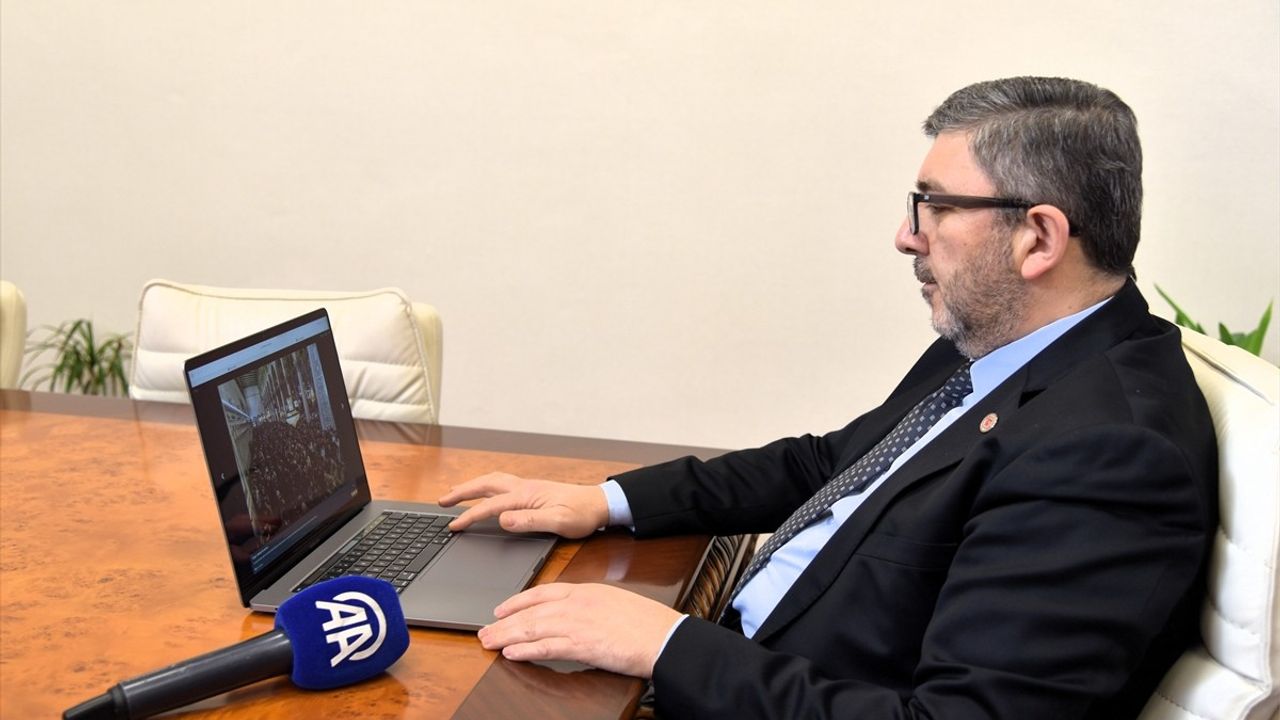 BŞEÜ Rektörü Prof. Dr. Zafer Asım Kaplancıklı, AA'nın Yılın Kareleri Oylamasına Katıldı