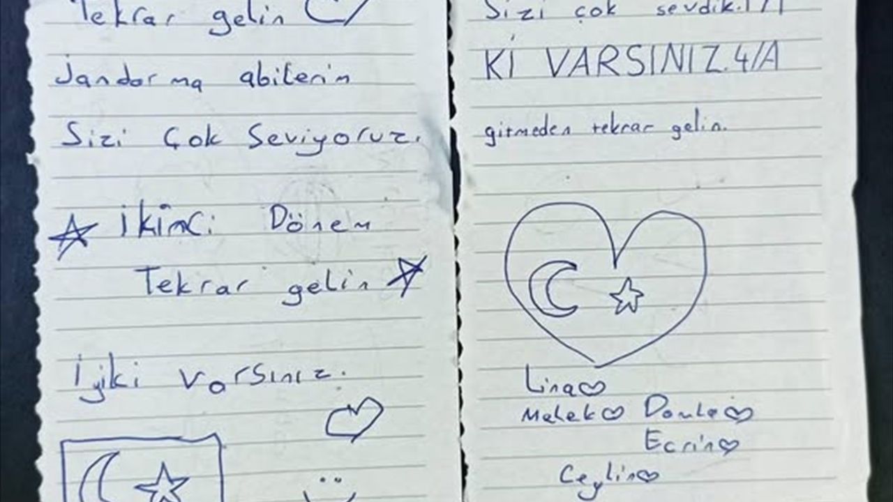 Burdur'daki Öğrencilerden Jandarmaya Sevgi Dolu Mesaj