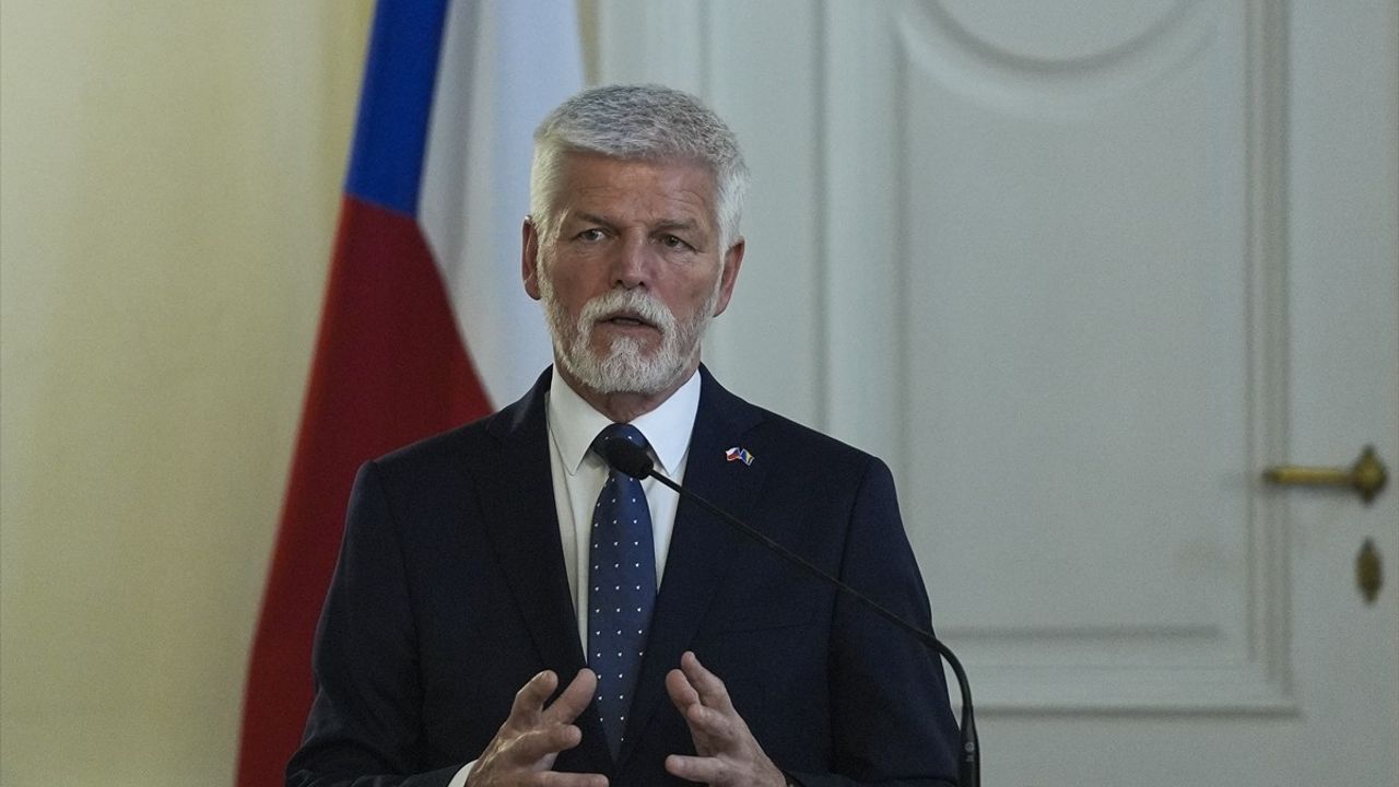 Çekya Cumhurbaşkanı Pavel, Bosna Hersek'in AB Üyeliğine Desteğini Açıkladı