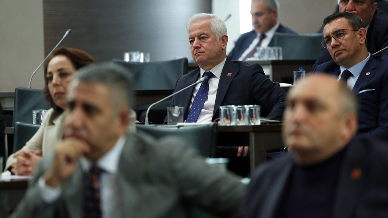 CHP Parti Meclisi, Genel Başkan Özgür Özel'in Başkanlığında Toplandı