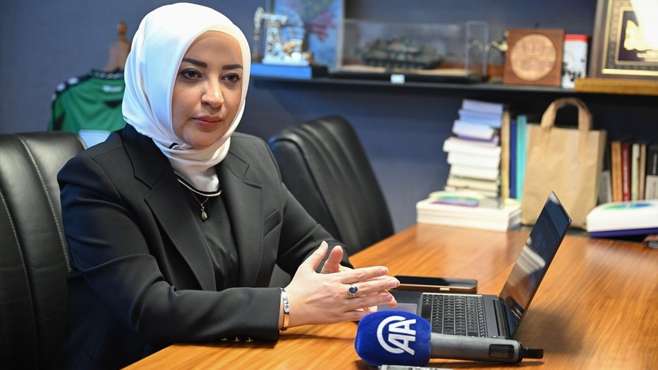 Çiğdem Erdoğan, Anadolu Ajansı'nın Yılın Kareleri Oylamasına Katıldı