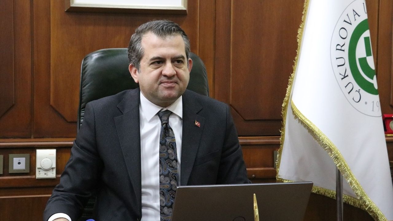 Çukurova Üniversitesi Rektörü Prof. Dr. Beriş, AA'nın 'Yılın Kareleri' Oylamasında Yer Aldı