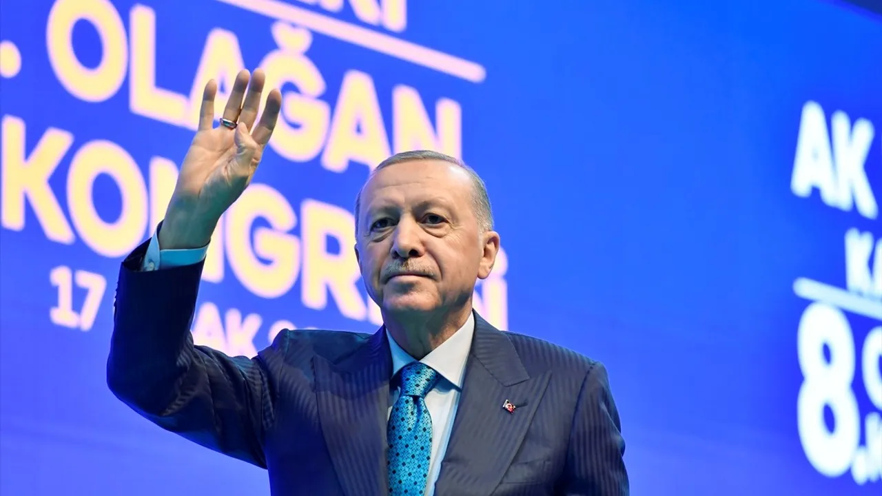 Cumhurbaşkanı Erdoğan, Kayseri 8. Olağan Kongresi'nde Önemli Mesajlar Verdi