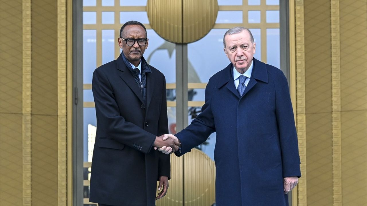 Cumhurbaşkanı Erdoğan, Ruanda Cumhurbaşkanı Kagame'yi Resmi Törenle Karşıladı