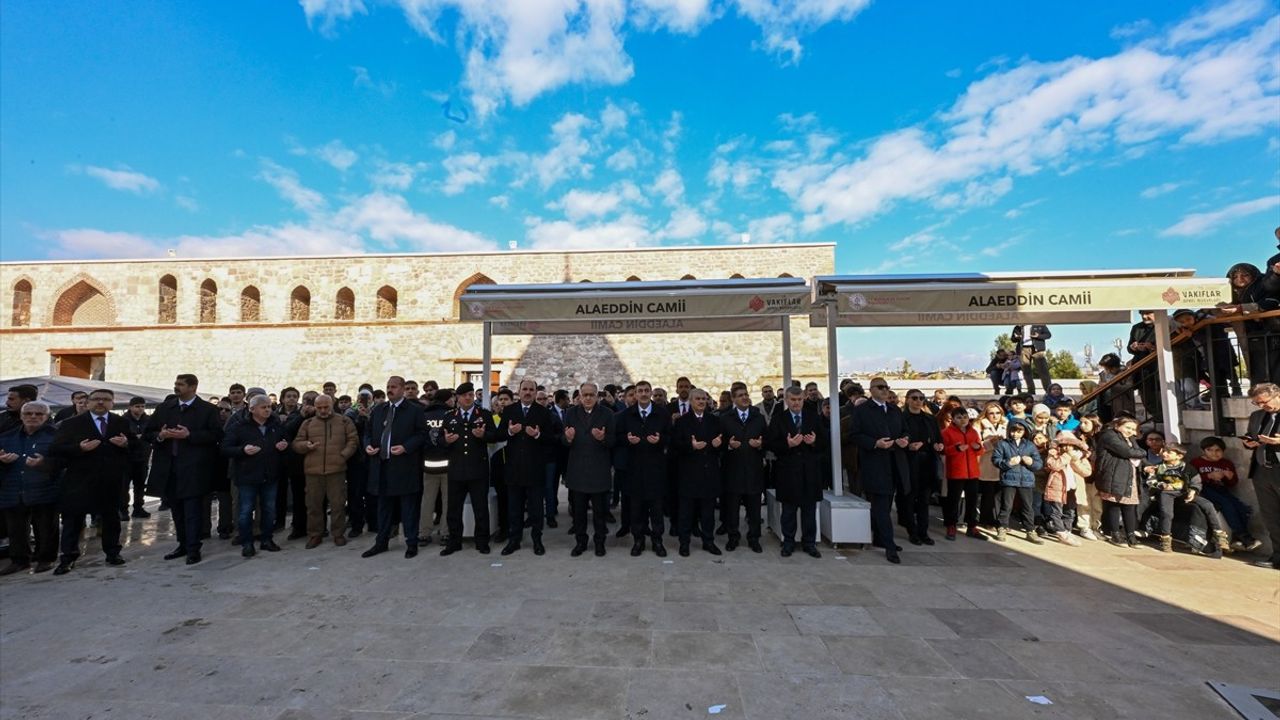 Cumhurbaşkanı Yardımcısı Cevdet Yılmaz, Konya'da Resmi Ziyaretlerde Bulundu