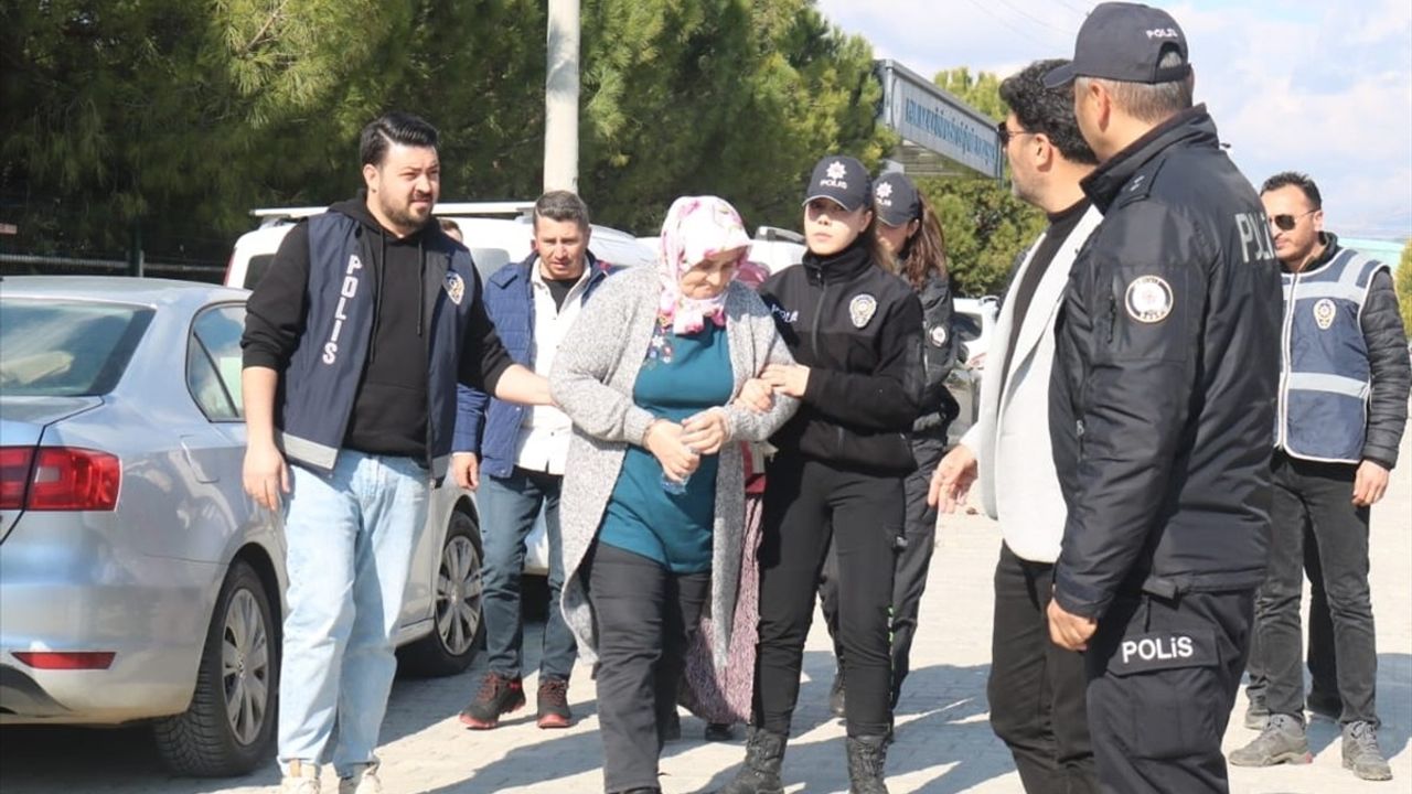 Denizli'de Kadın Cinayetinin Perde Arkası: Altın Bilezikler İçin Öldürüldü