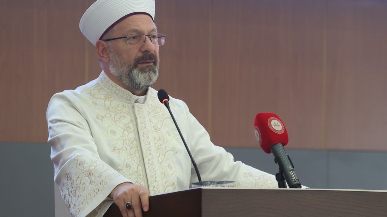 Diyanet İşleri Başkanı Erbaş'tan Eğitim Görevlilerine Oryantasyon Eğitimi Vurgusu
