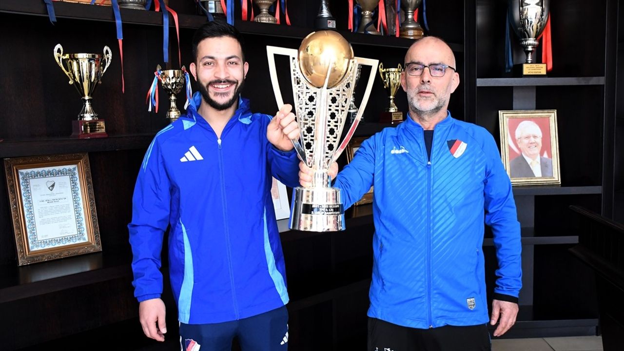 Düzce Cam Düzcespor'da Baba Oğul Masörlük Geleneği