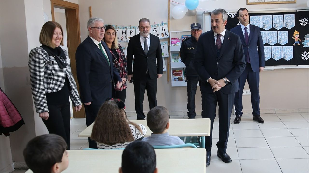 Edirne'de Spor ve Sanat Projeleri ile Öğrenci Devamsızlığı Azaltıldı