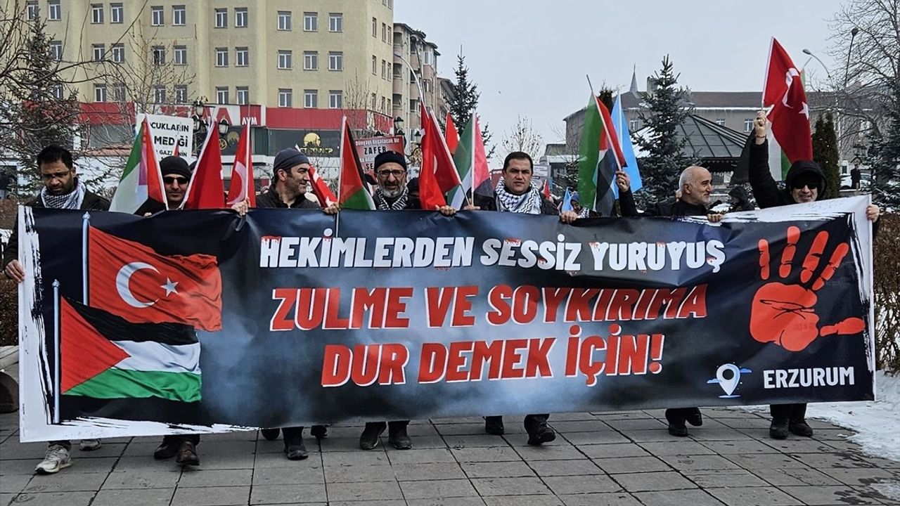 Erzurum'da Sağlık Çalışanlarından Gazze İçin Sessiz Yürüyüş